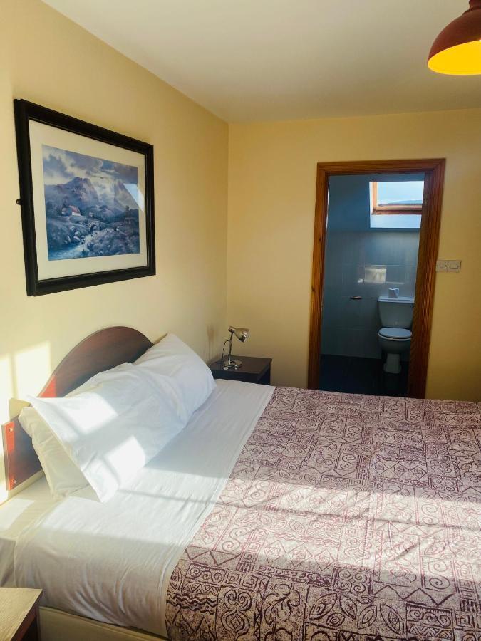 Town Clock Guesthouse Donegal Town Ngoại thất bức ảnh